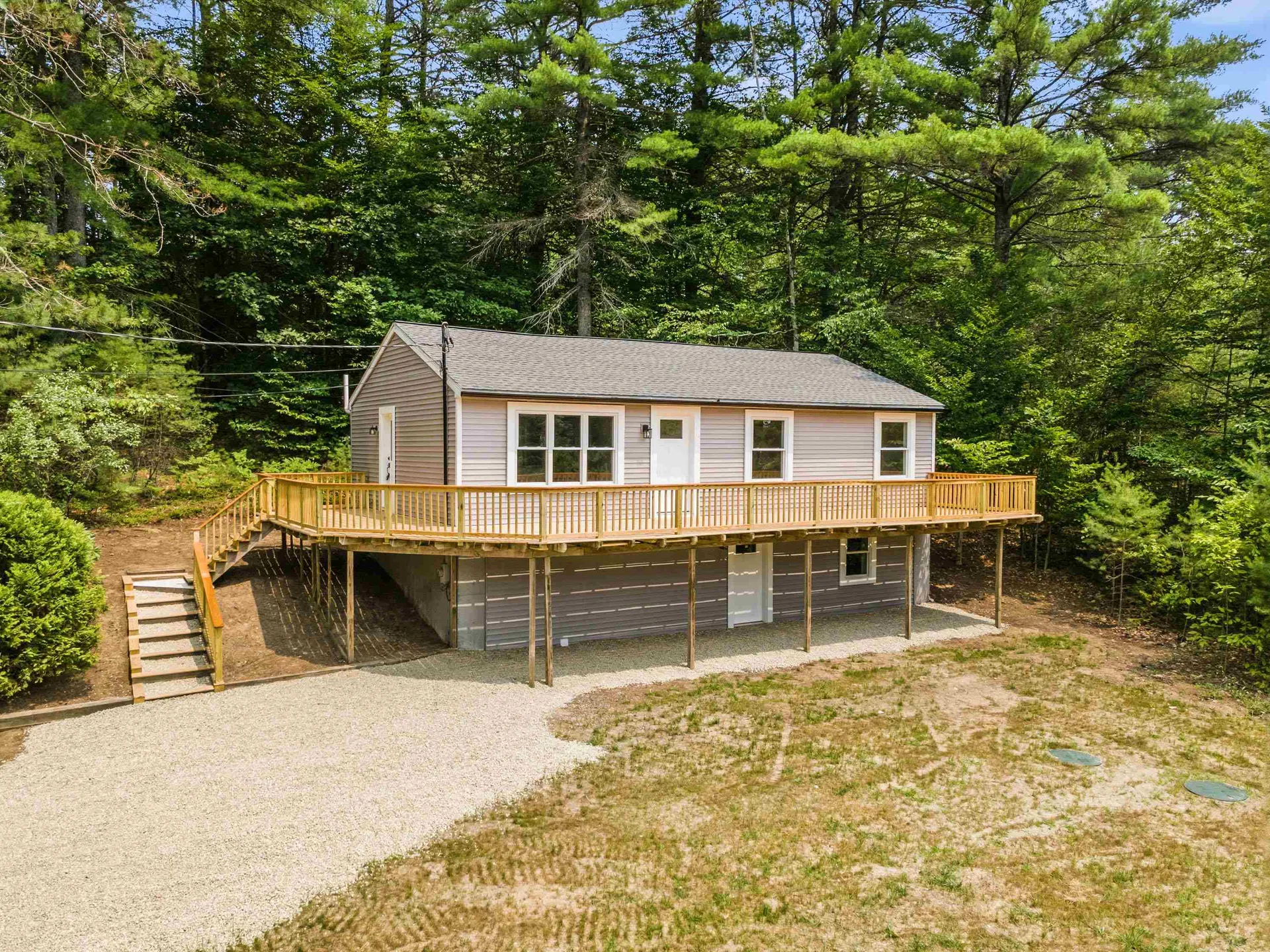 17 Fairway Drive New Hampton NH 03256