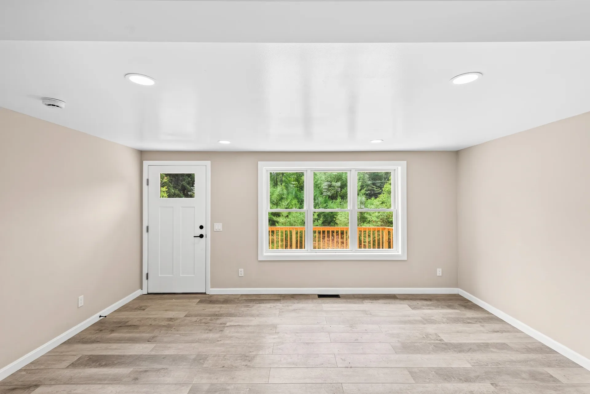 17 Fairway Drive New Hampton NH 03256