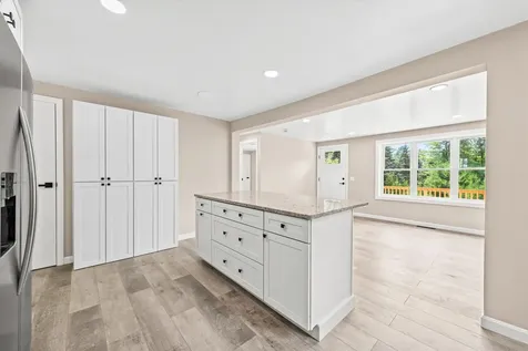 17 Fairway Drive New Hampton NH 03256