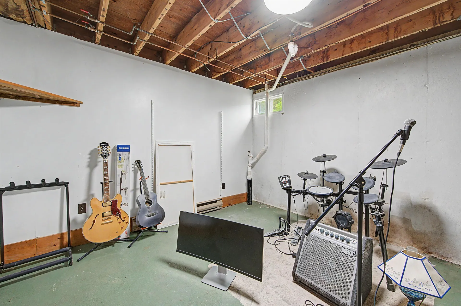 72 Hall Road Andover NH 03216