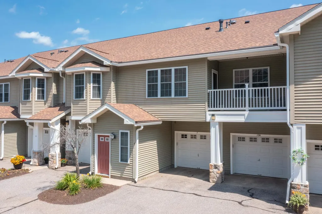 9 Blueberry Hill Road Plymouth NH 03264