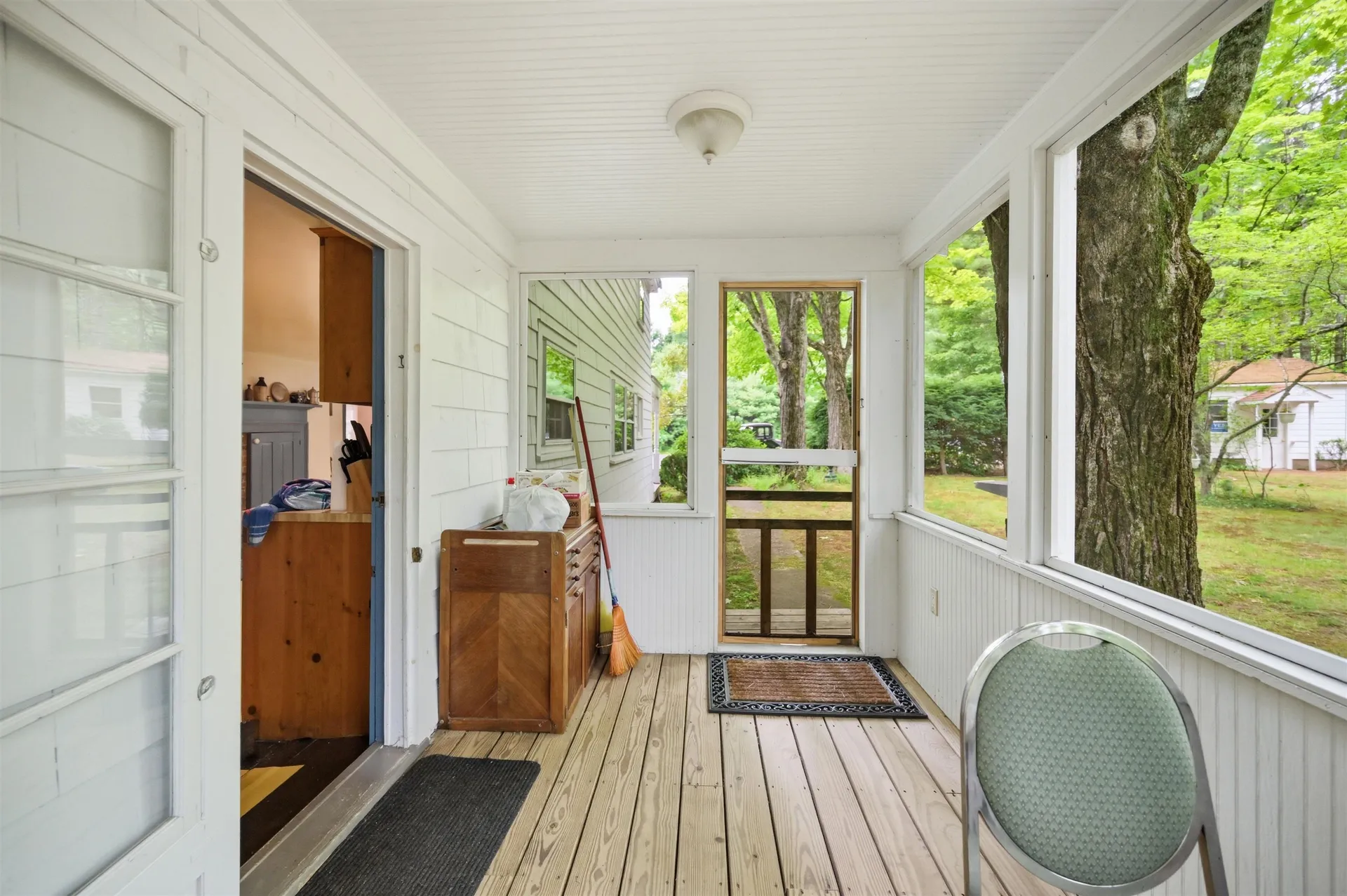 65 Chester Road Raymond NH 03077