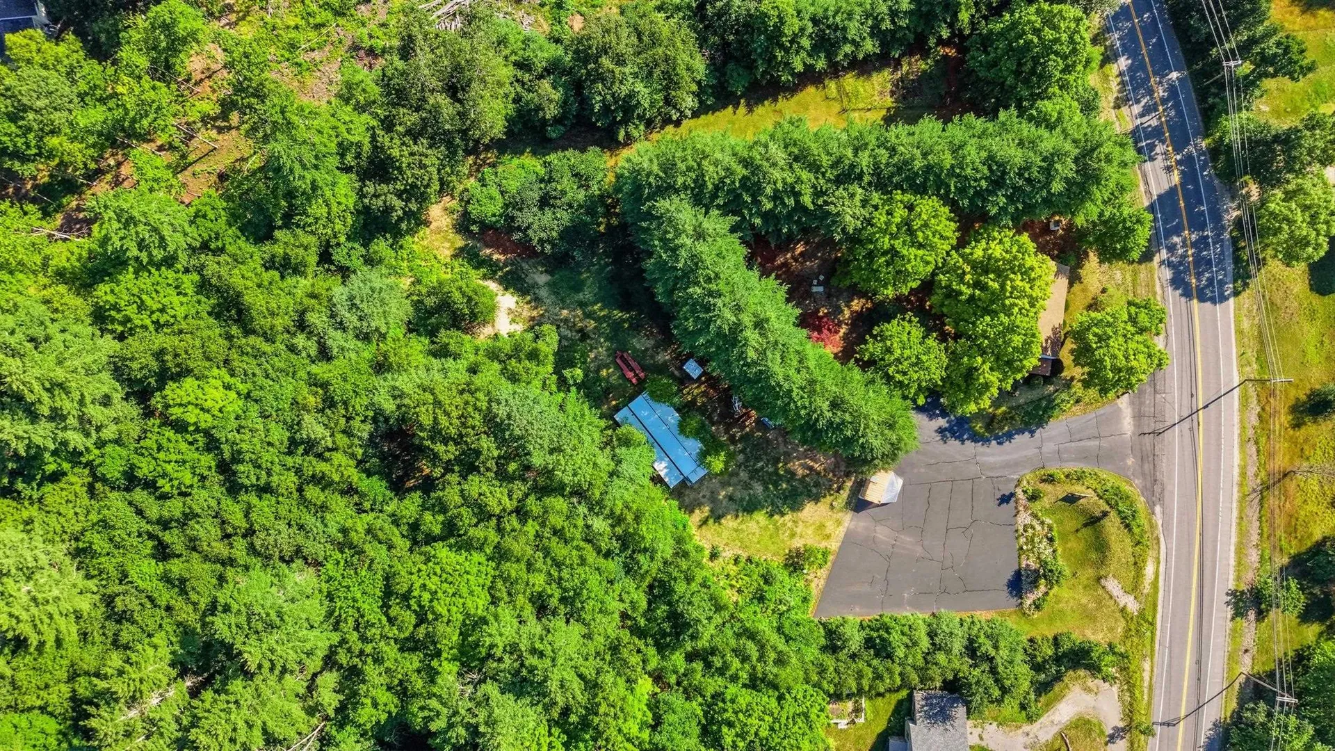 65 Chester Road Raymond NH 03077