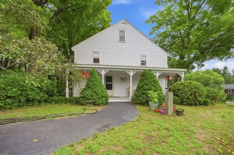 65 Chester Road Raymond NH 03077