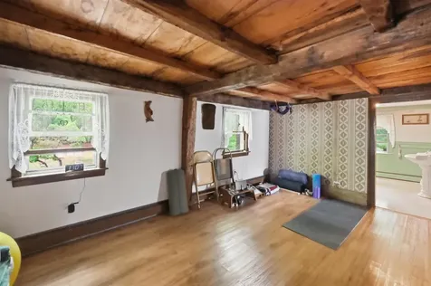65 Chester Road Raymond NH 03077