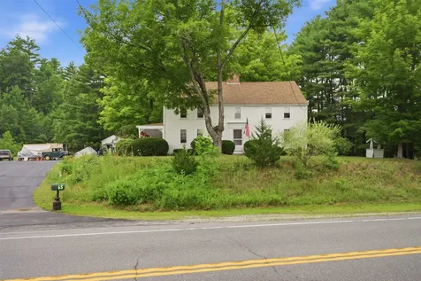 65 Chester Road Raymond NH 03077