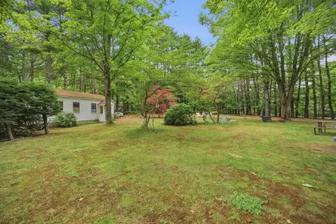 65 Chester Road Raymond NH 03077
