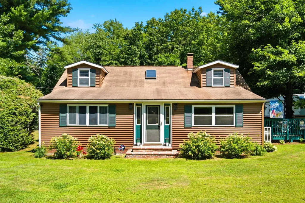 30 Danis Park Road Goffstown NH 03045