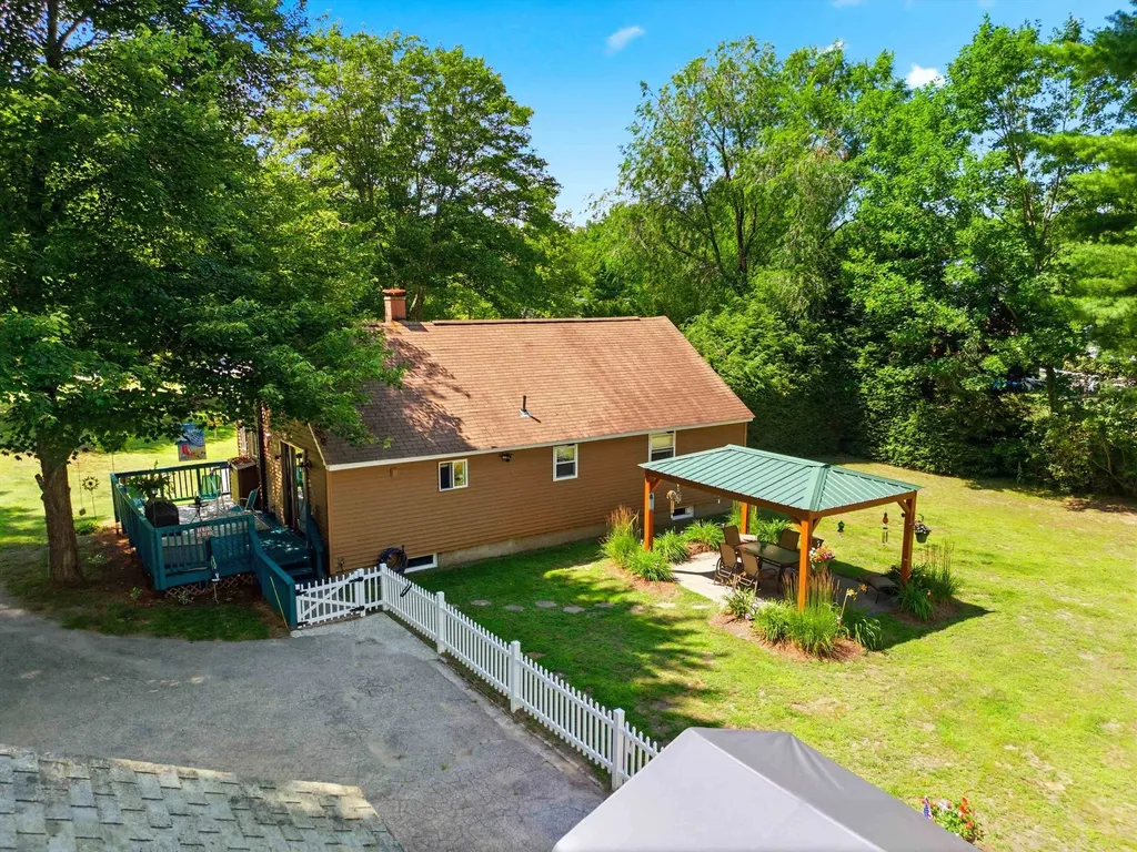 30 Danis Park Road Goffstown NH 03045