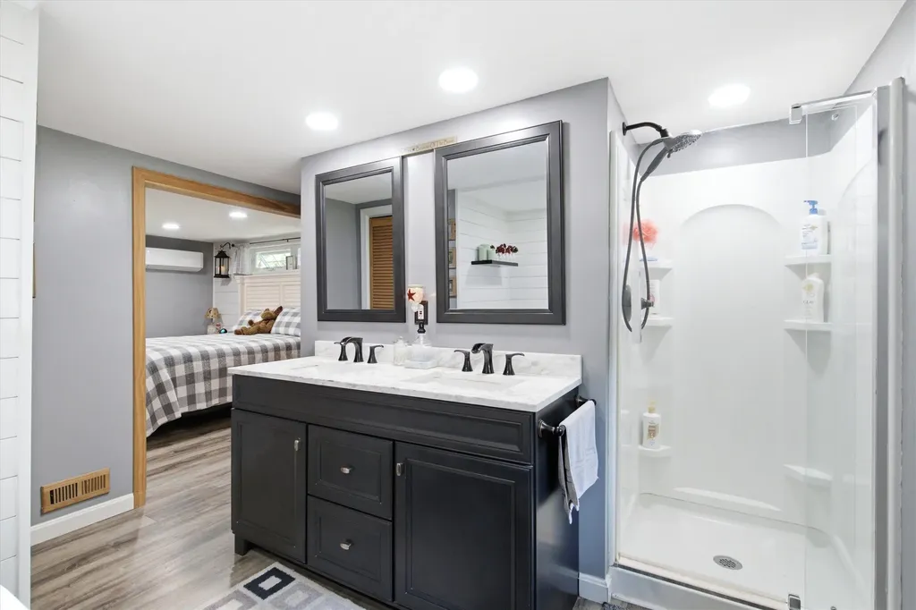 30 Danis Park Road Goffstown NH 03045