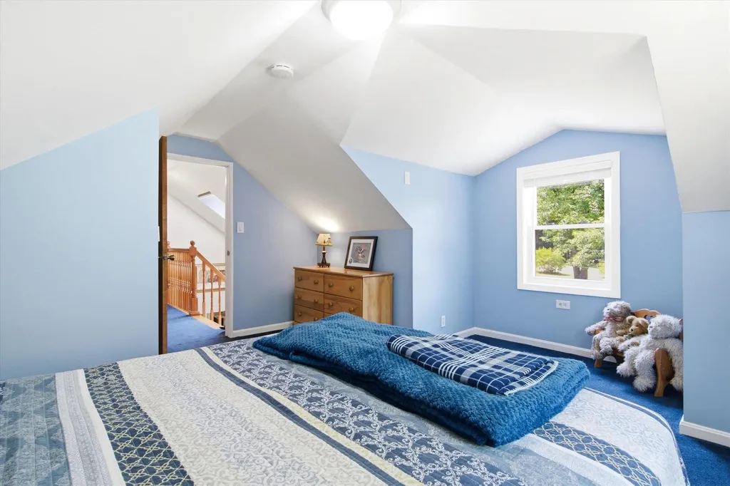 30 Danis Park Road Goffstown NH 03045