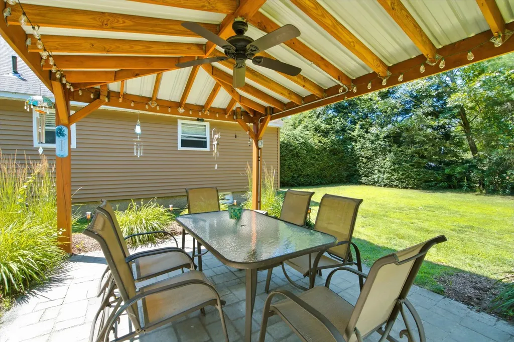 30 Danis Park Road Goffstown NH 03045