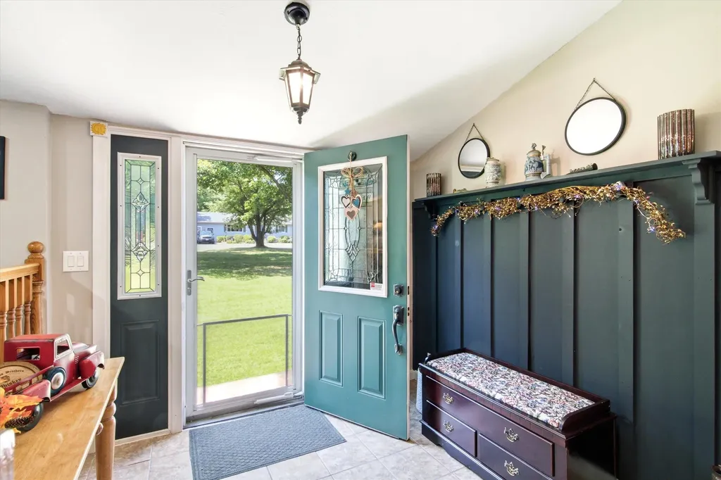30 Danis Park Road Goffstown NH 03045
