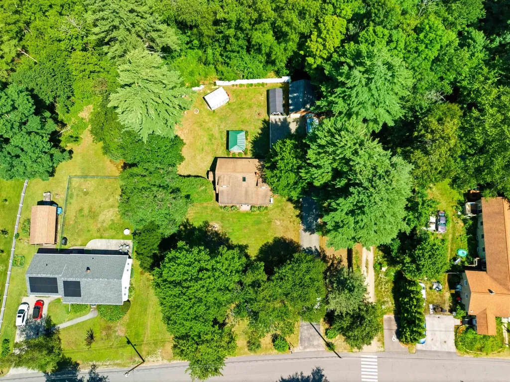 30 Danis Park Road Goffstown NH 03045