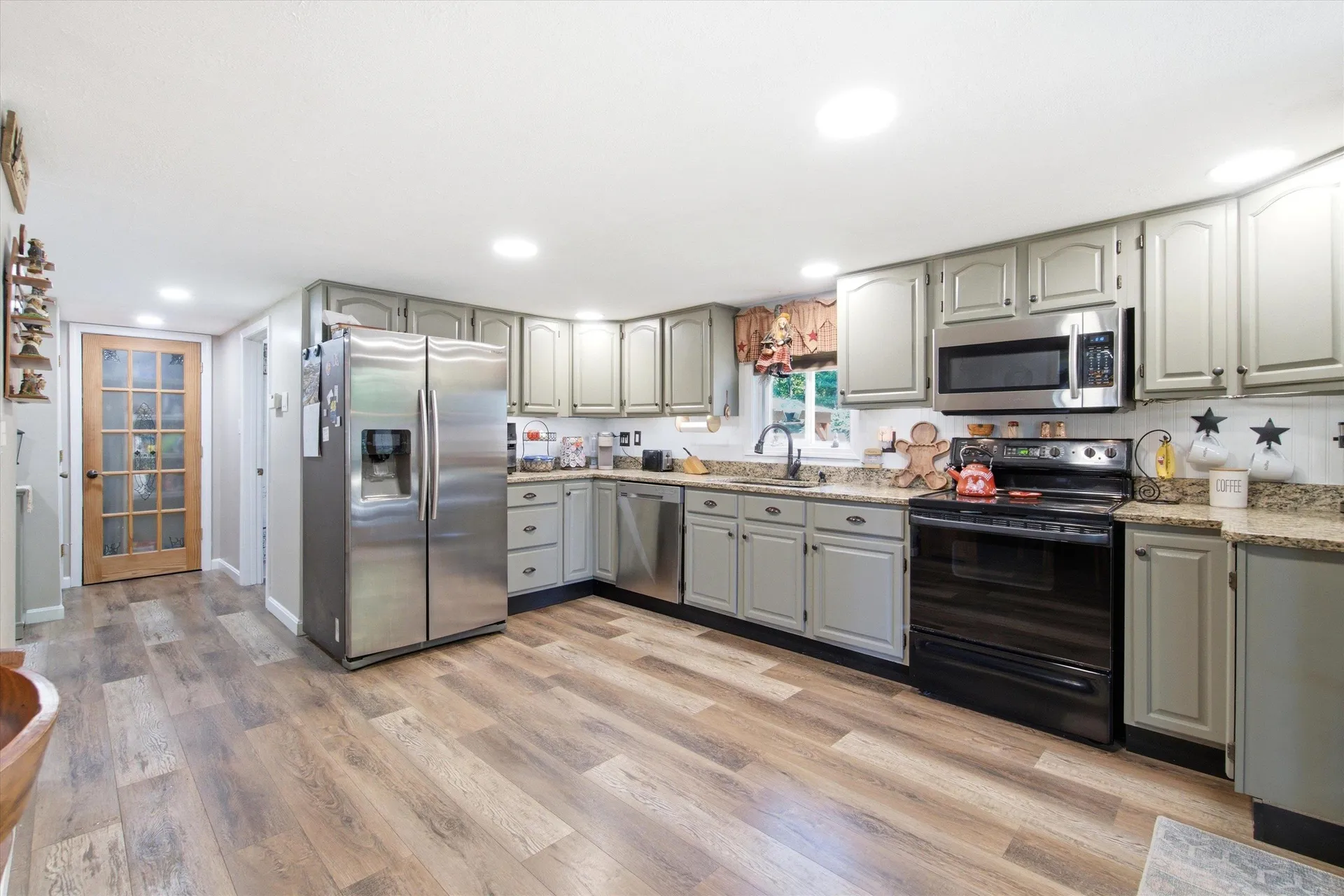 30 Danis Park Road Goffstown NH 03045