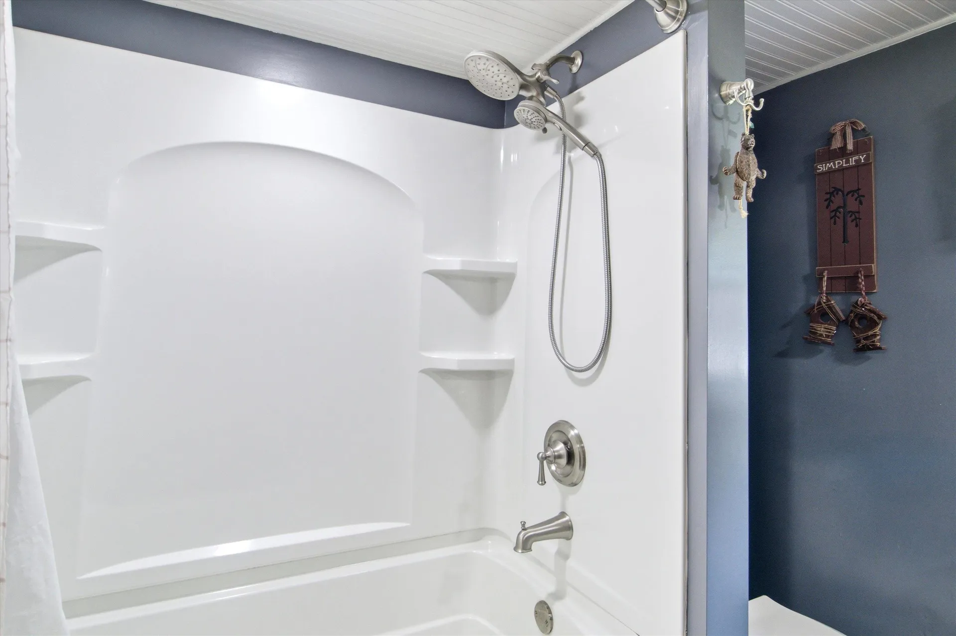 30 Danis Park Road Goffstown NH 03045