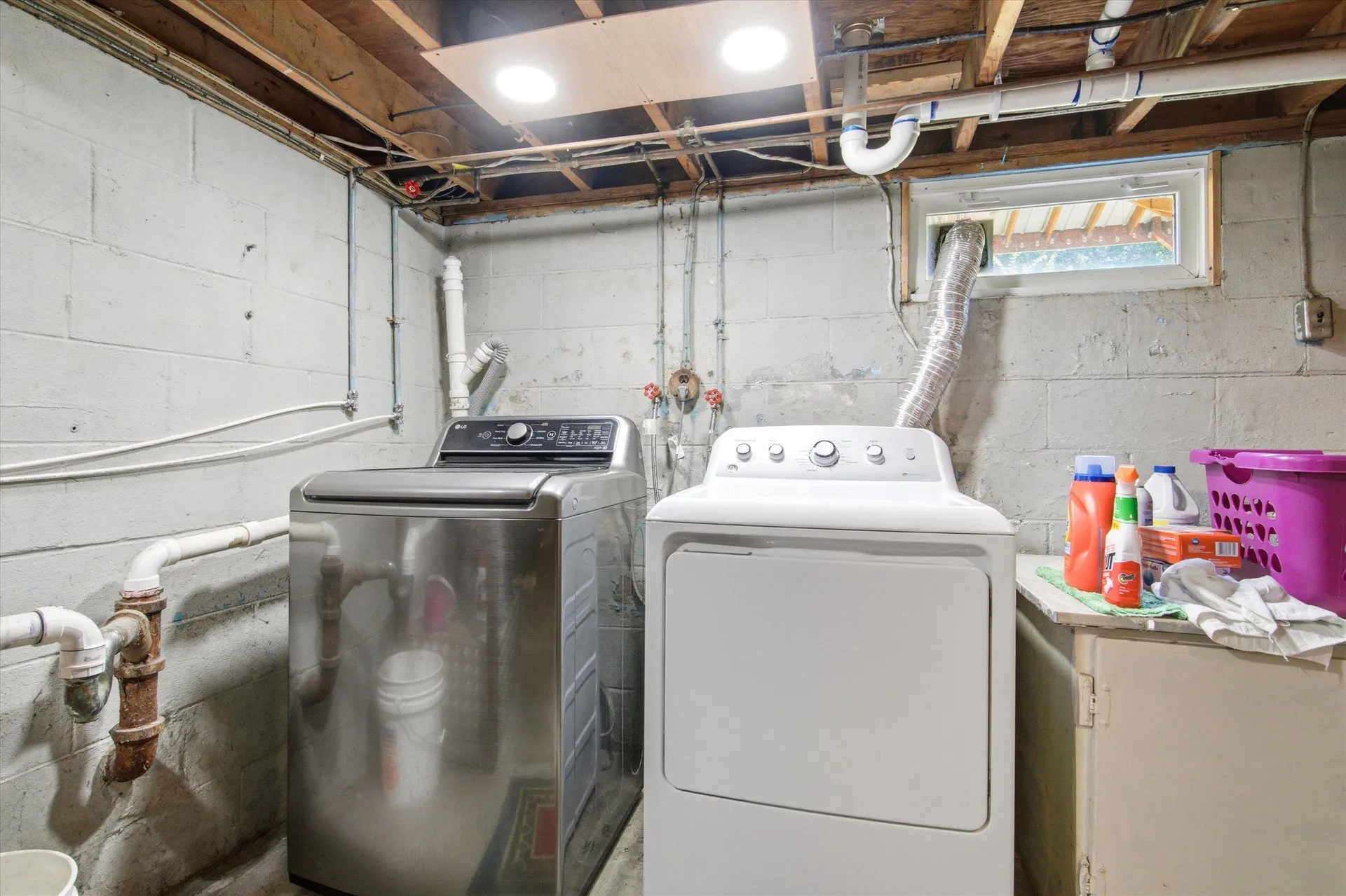 30 Danis Park Road Goffstown NH 03045