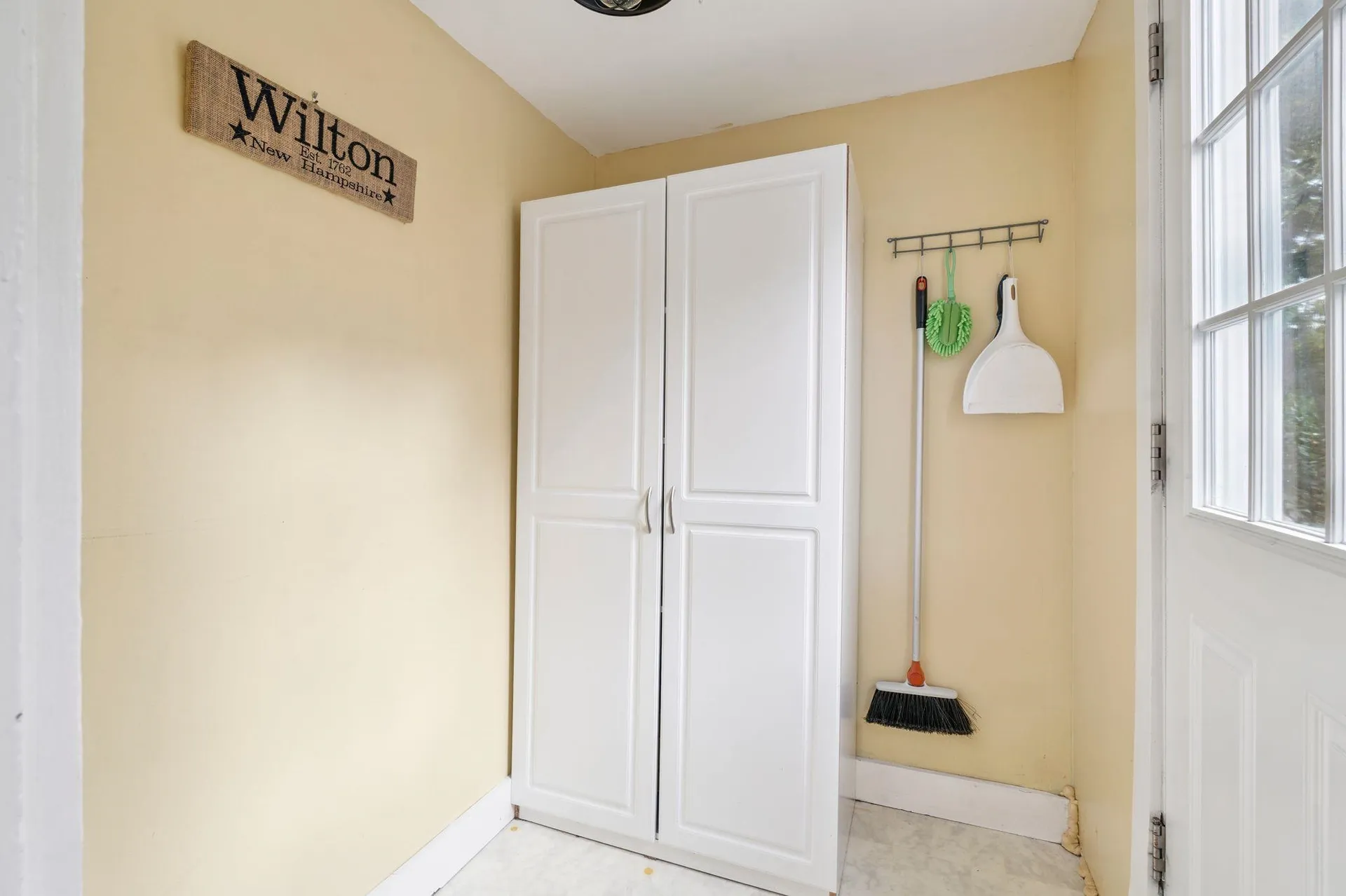 35 Maple Street Wilton NH 03086