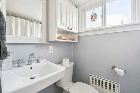 35 Maple Street Wilton NH 03086