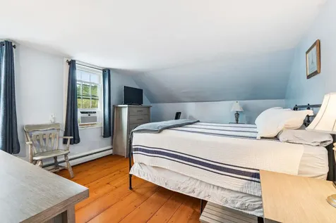 35 Maple Street Wilton NH 03086