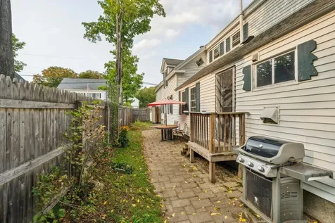 35 Maple Street Wilton NH 03086