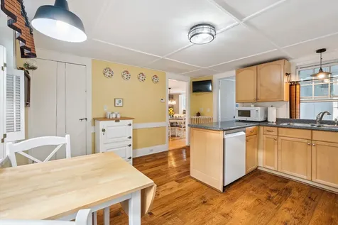 35 Maple Street Wilton NH 03086