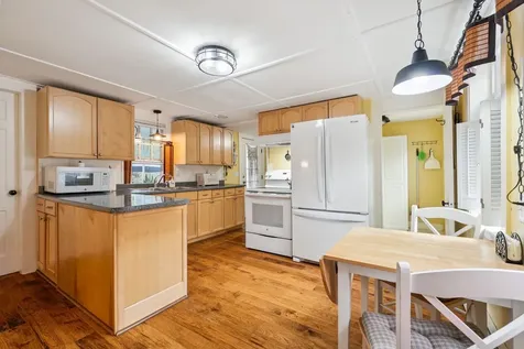 35 Maple Street Wilton NH 03086