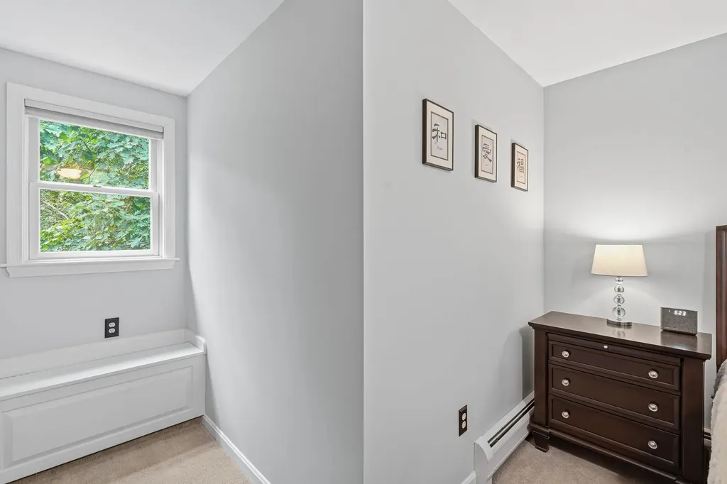 19 Tamarack Lane Amherst NH 03031