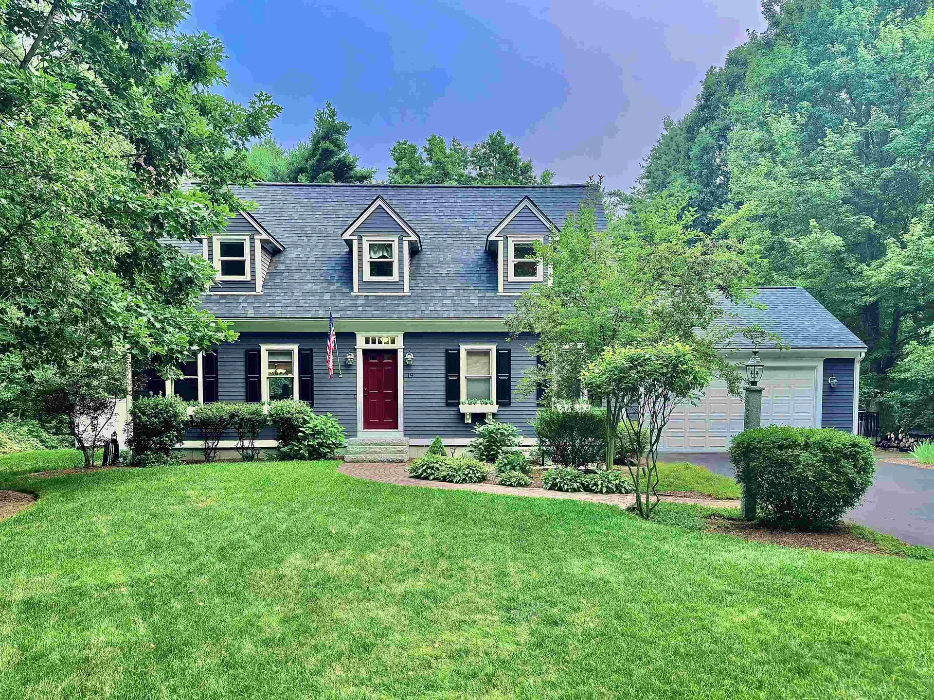 19 Tamarack Lane Amherst NH 03031