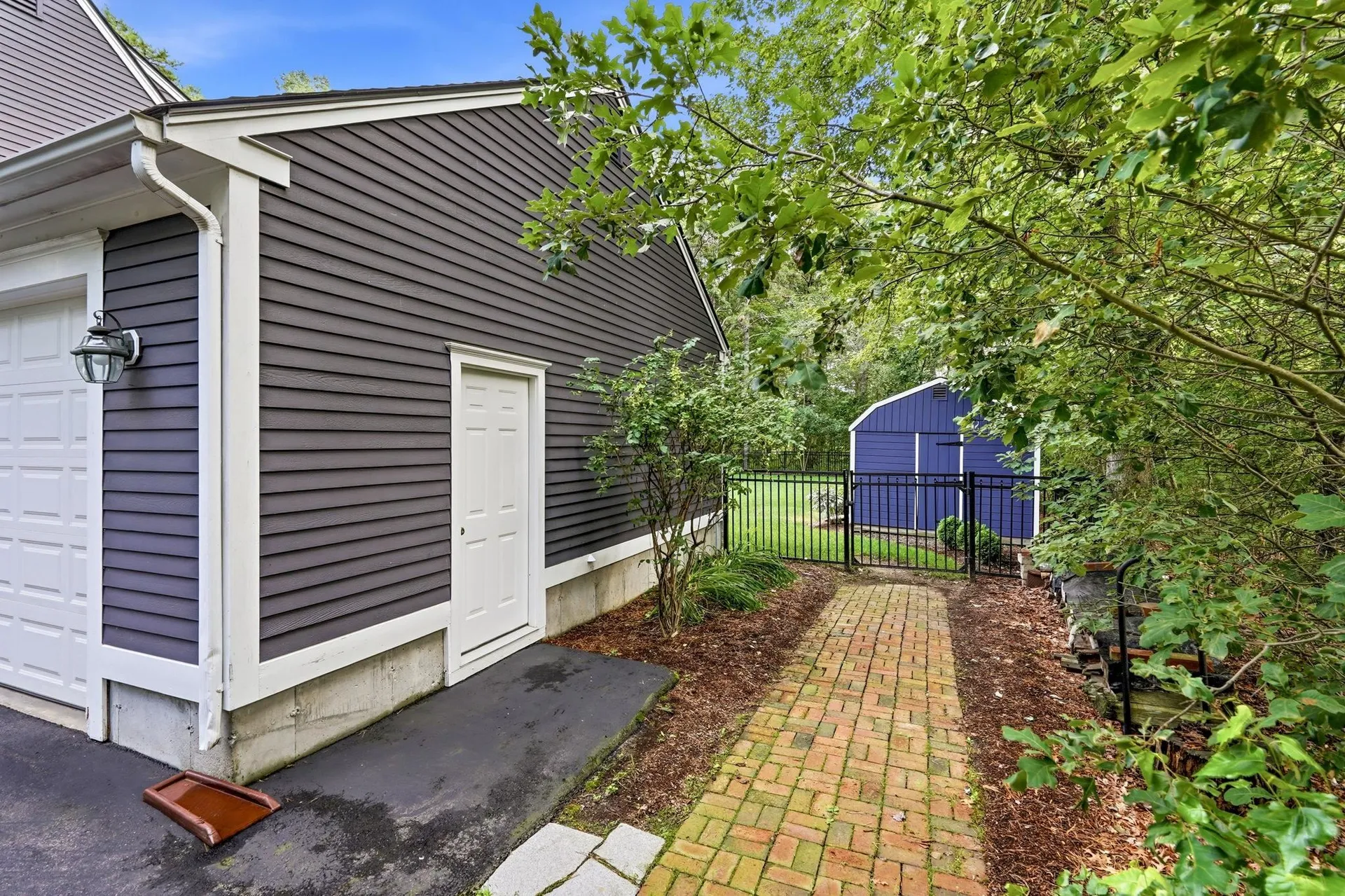 19 Tamarack Lane Amherst NH 03031