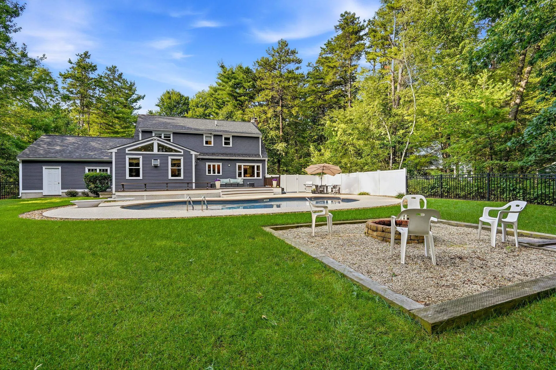 19 Tamarack Lane Amherst NH 03031