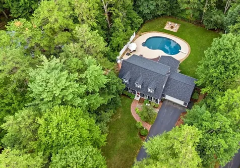 19 Tamarack Lane Amherst NH 03031