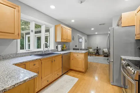 19 Tamarack Lane Amherst NH 03031