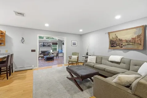 19 Tamarack Lane Amherst NH 03031