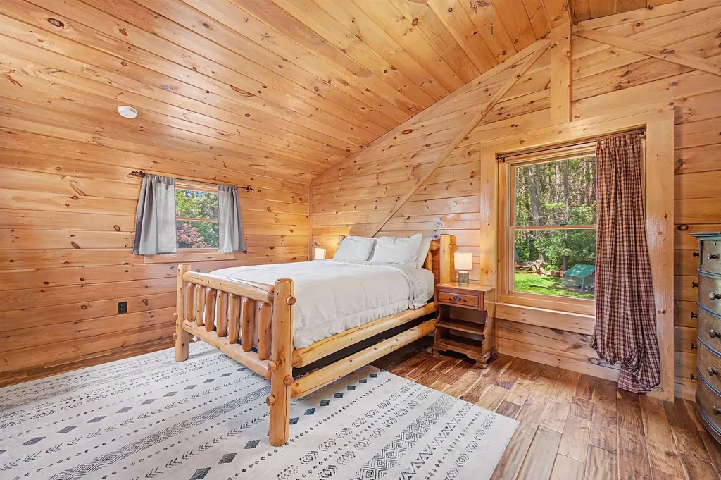 5 Sand Hill Road Croydon NH 03773