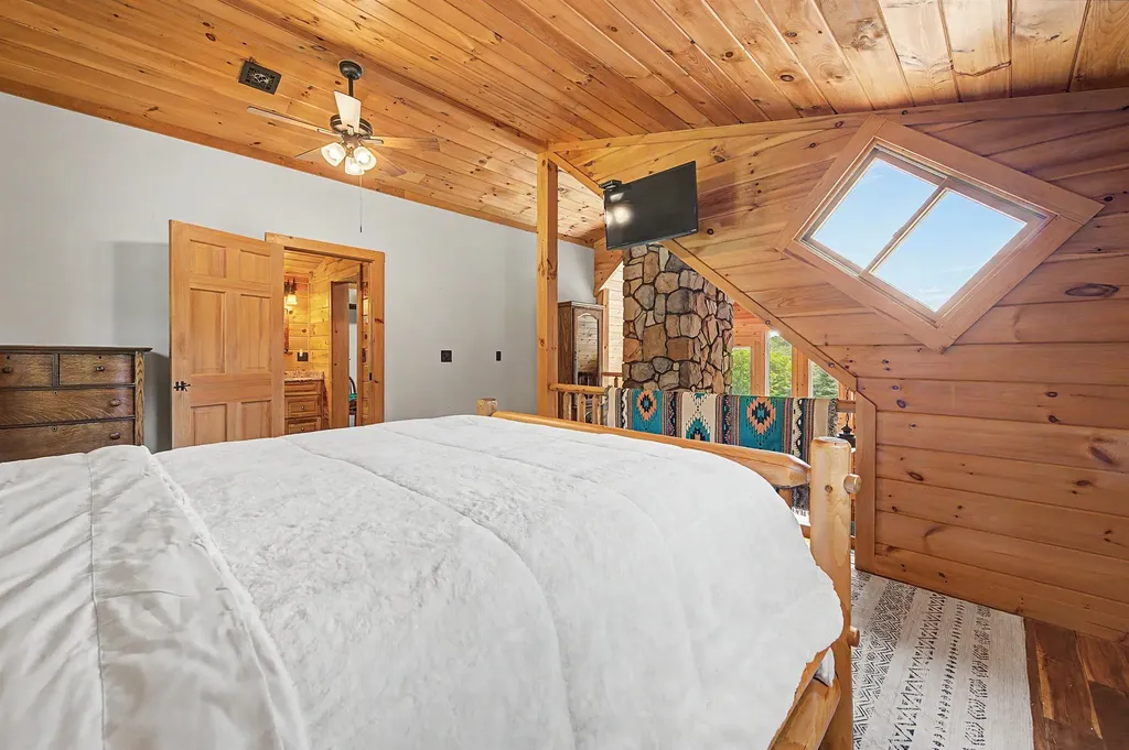 5 Sand Hill Road Croydon NH 03773