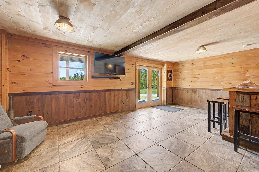 5 Sand Hill Road Croydon NH 03773