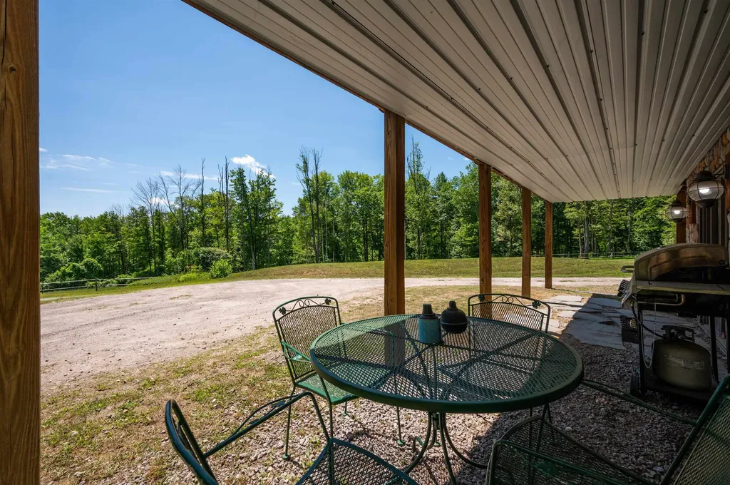 5 Sand Hill Road Croydon NH 03773