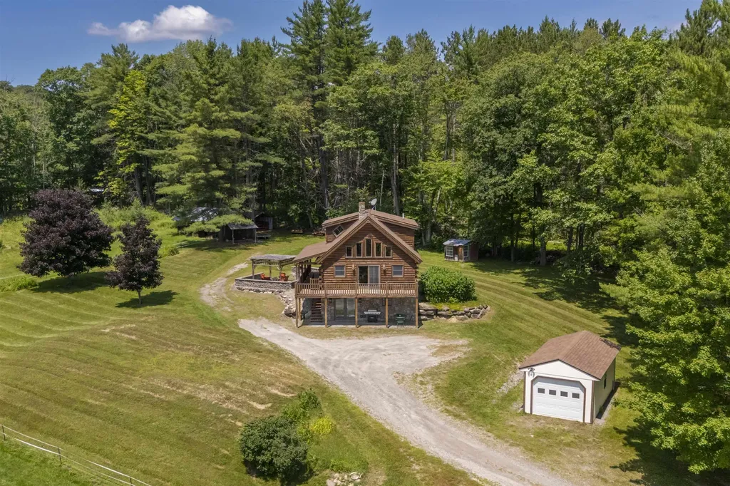 5 Sand Hill Road Croydon NH 03773