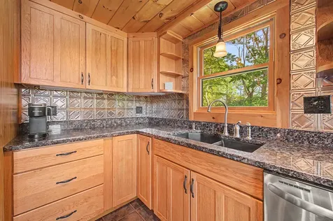 5 Sand Hill Road Croydon NH 03773