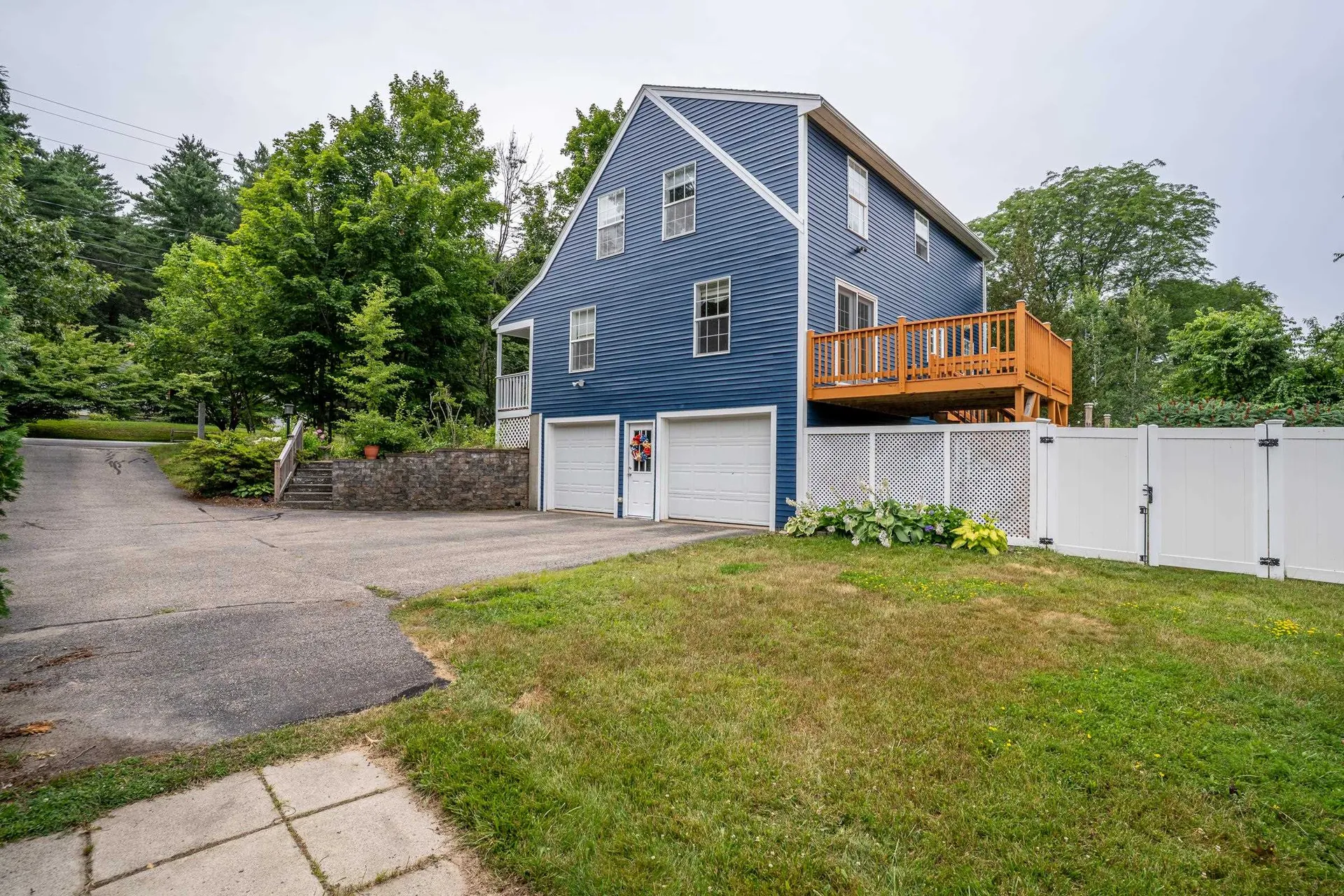 18 Leathers Lane Dover NH 03820