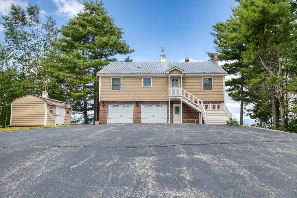 52 Long Sands Road Ossipee NH 03814