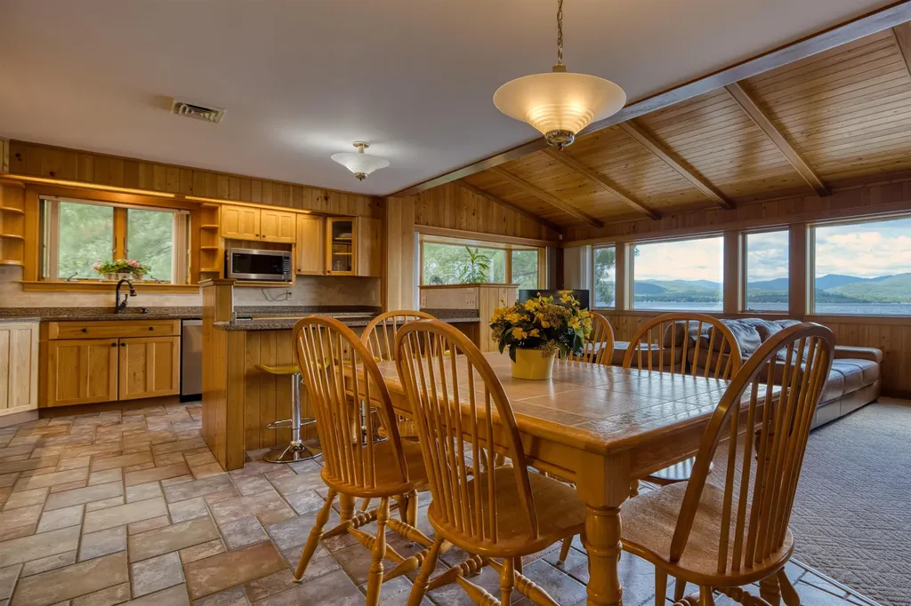 52 Long Sands Road Ossipee NH 03814