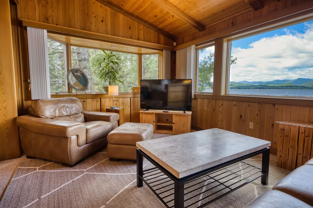 52 Long Sands Road Ossipee NH 03814