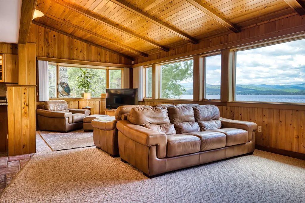 52 Long Sands Road Ossipee NH 03814