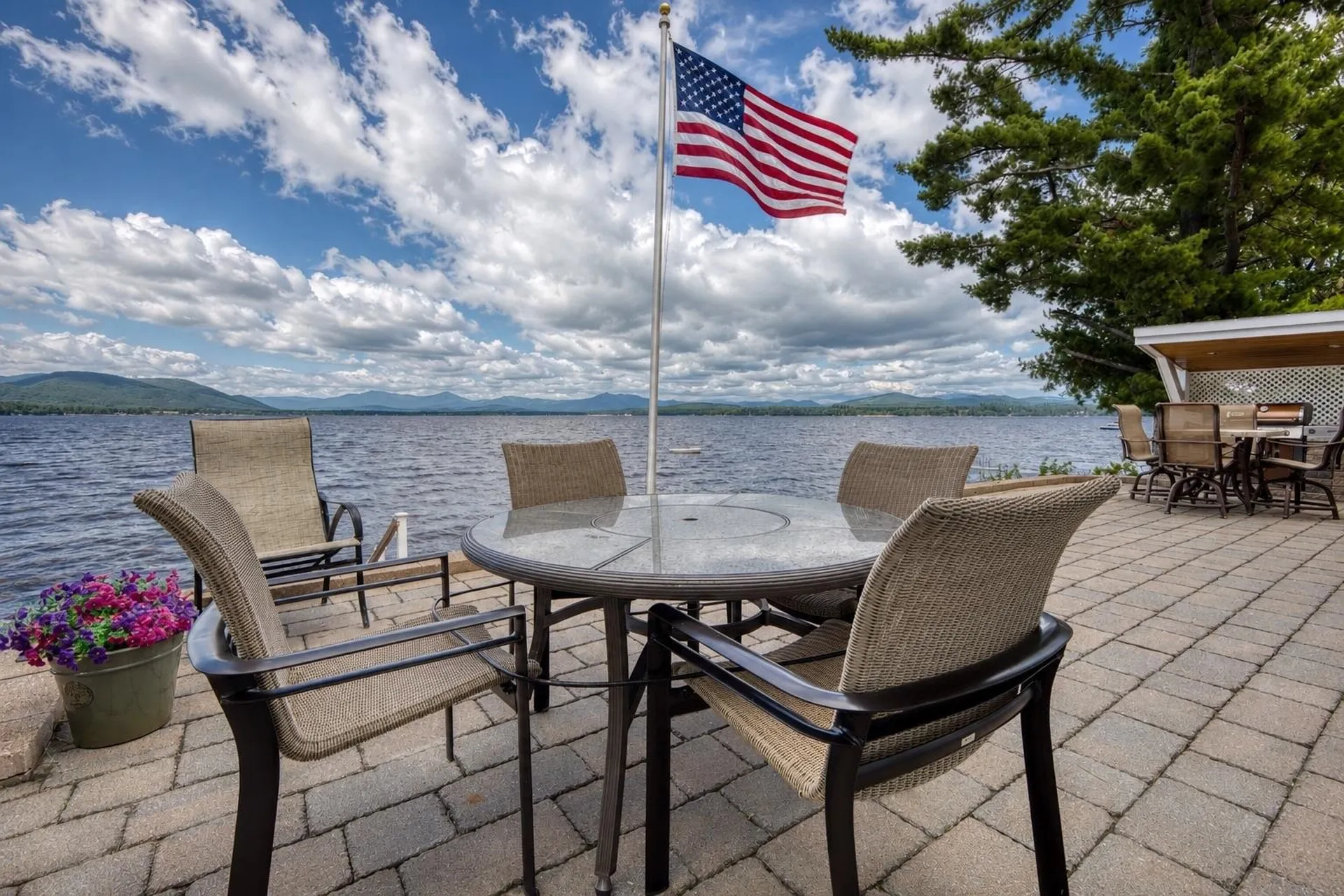 52 Long Sands Road Ossipee NH 03814