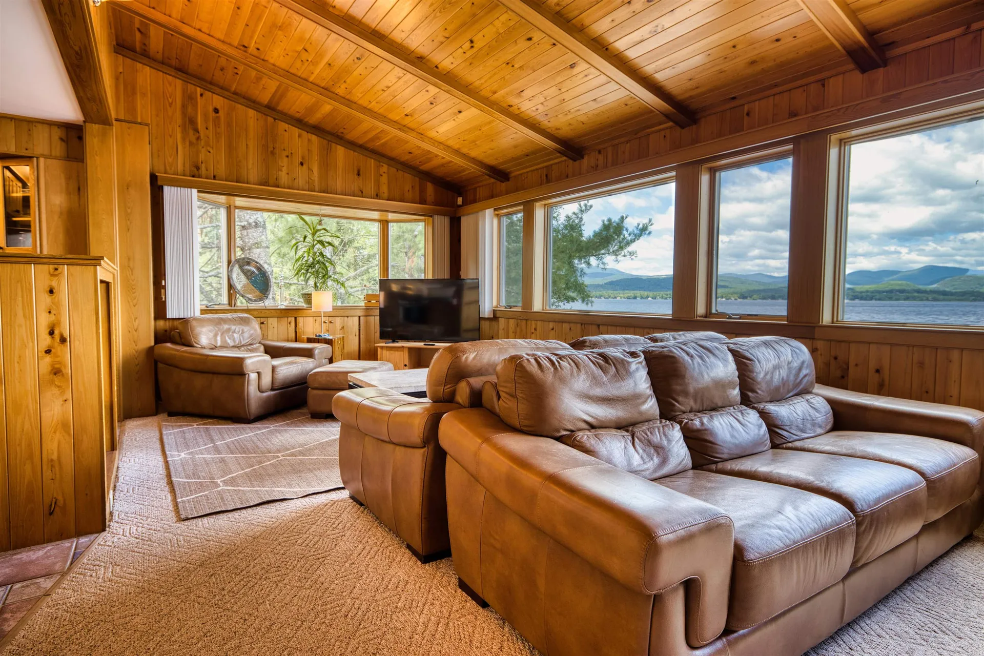 52 Long Sands Road Ossipee NH 03814