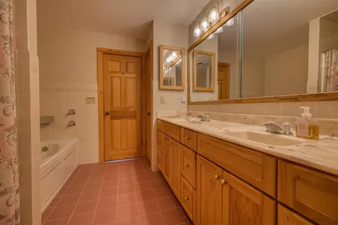 52 Long Sands Road Ossipee NH 03814