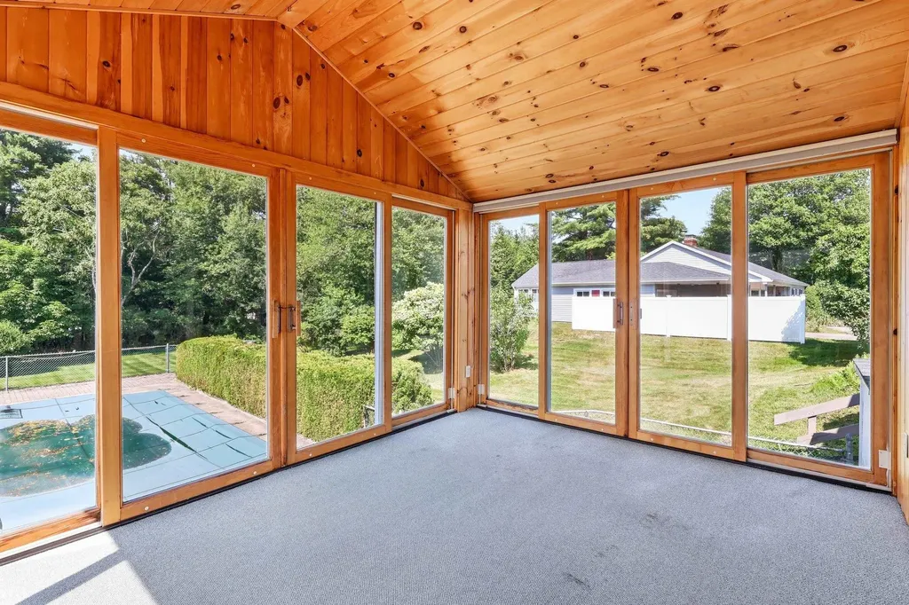 22 Whitehall Road Rochester NH 03867