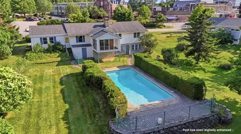 22 Whitehall Road Rochester NH 03867
